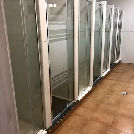 Livia Urban بيت ضيافة 2*